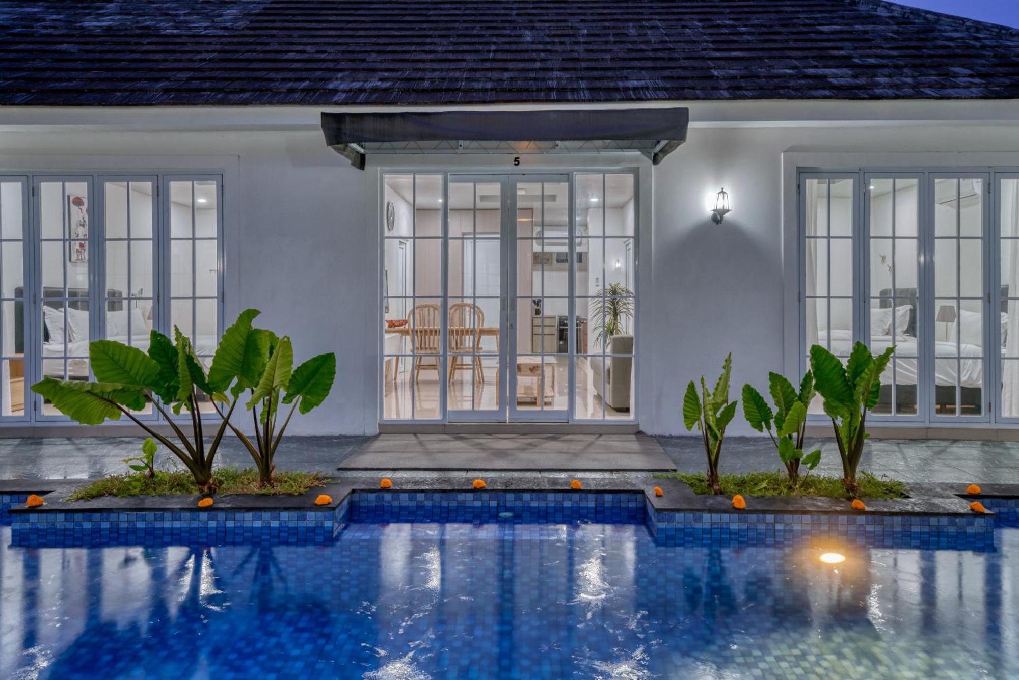 Apartment 3bd Modern In With Bbq & Huge Shared Pool