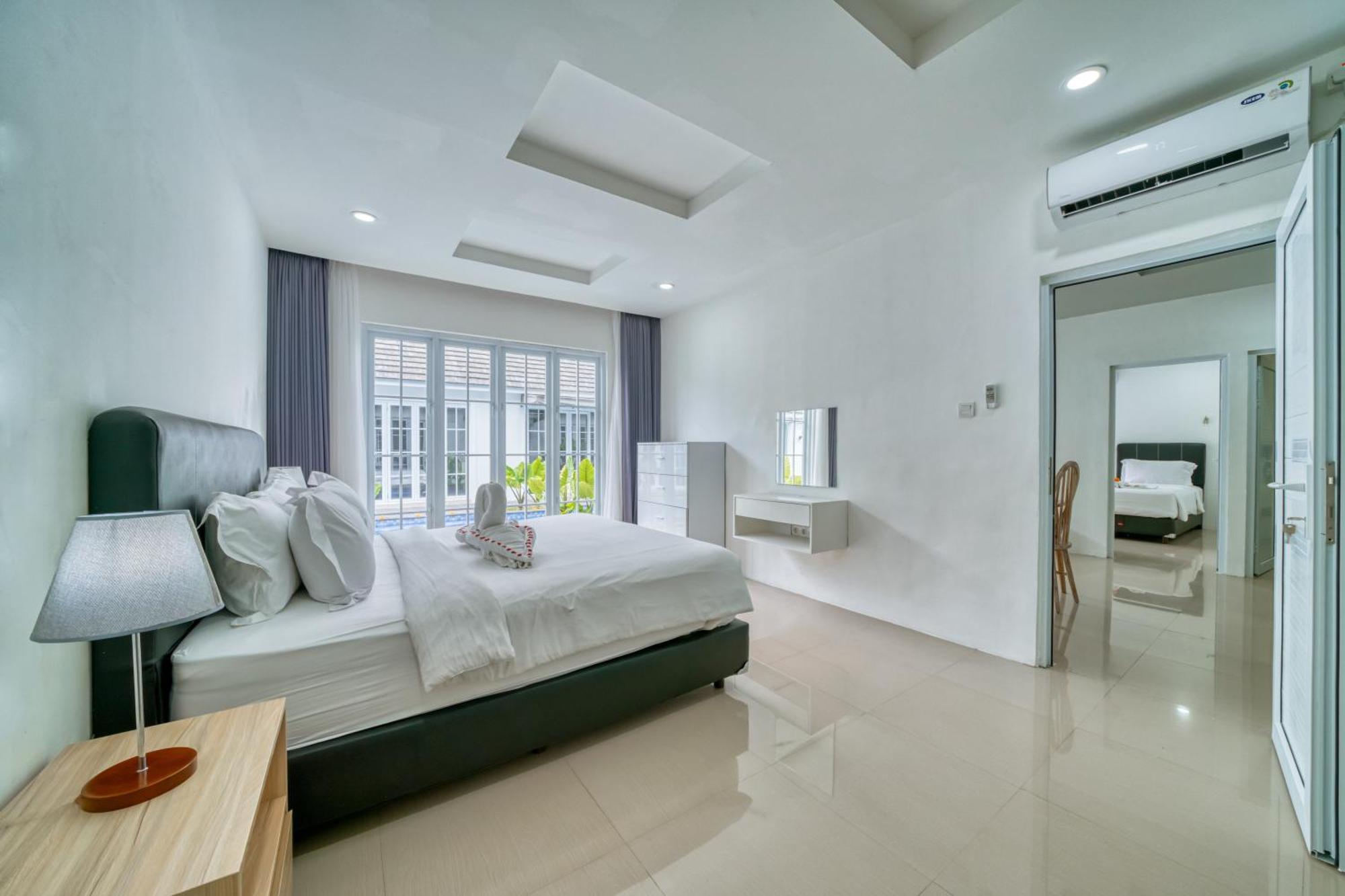 3bd Modern In With Bbq & Huge Shared Pool Apartment *
