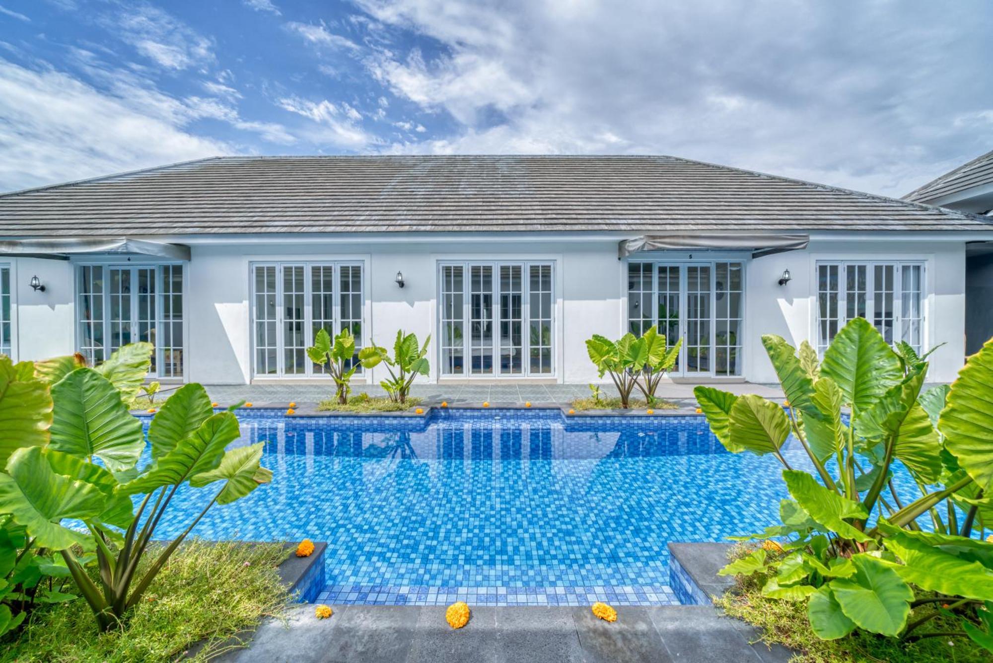 Apartment 3bd Modern In With Bbq & Huge Shared Pool *